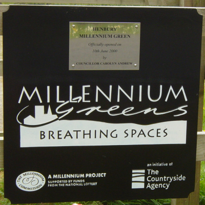 HMG Plaque